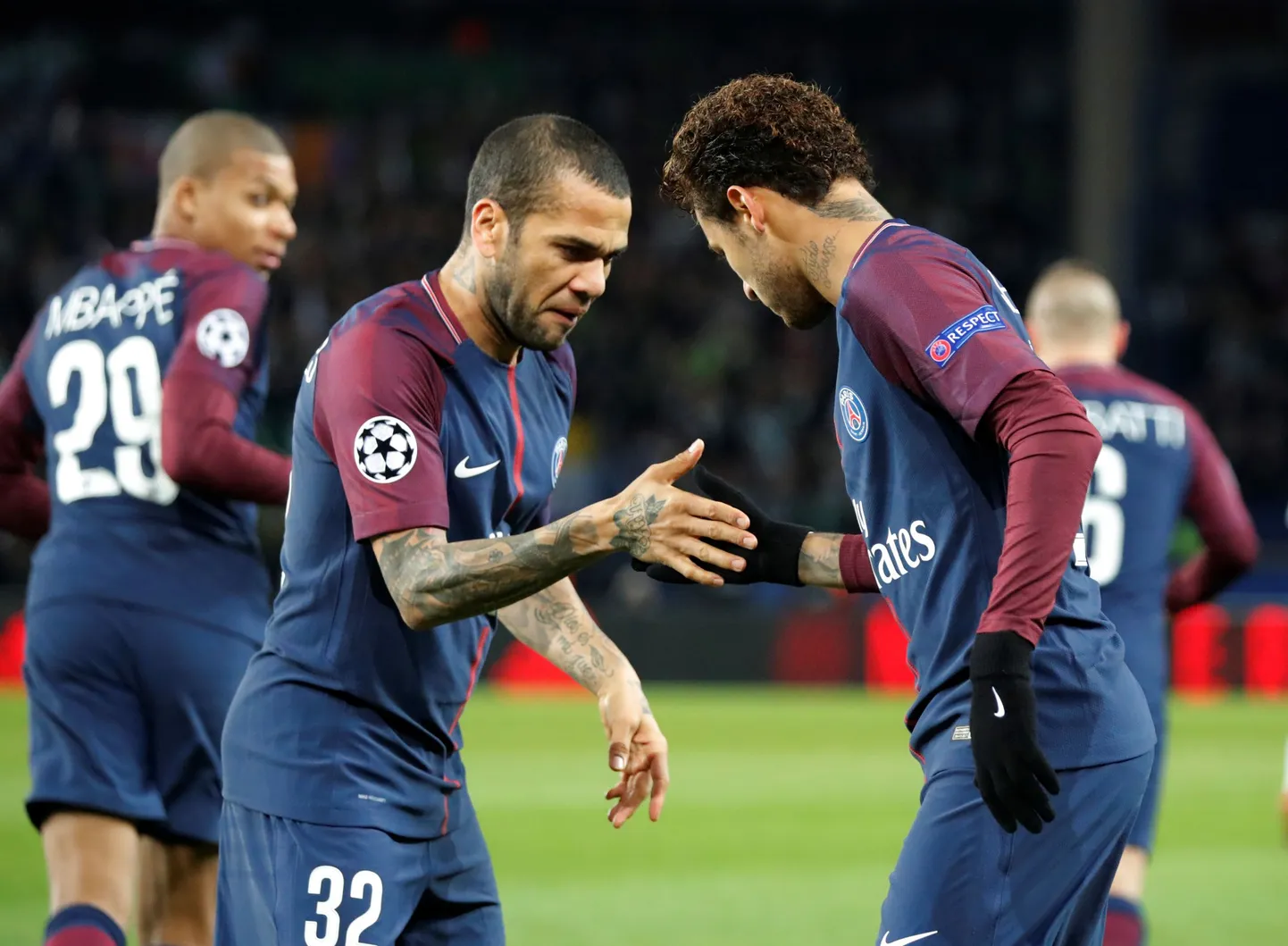 Dani Alves koondise-ja klubikaaslase Neymariga