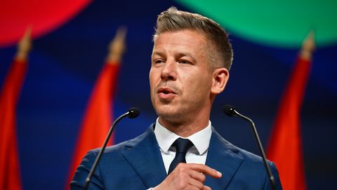 Maģars pauž gatavību tikties ar Zelenski