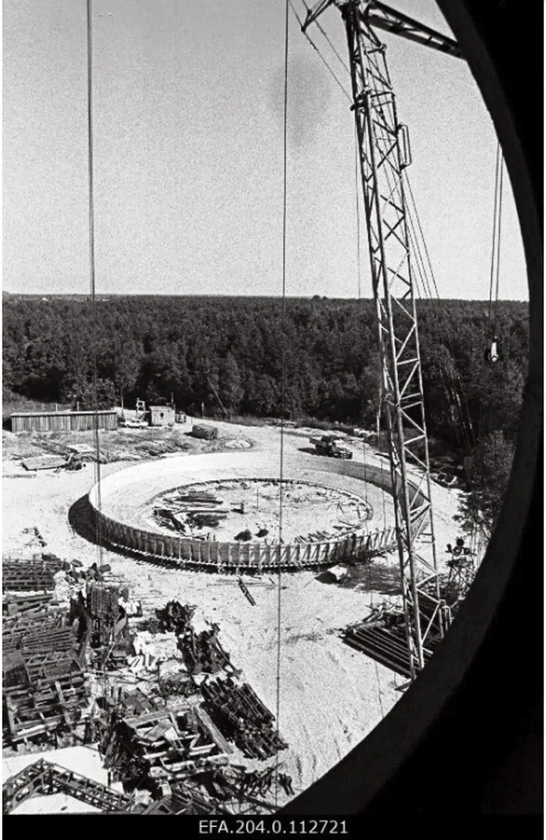 Июль 1978 года. Идет строительство