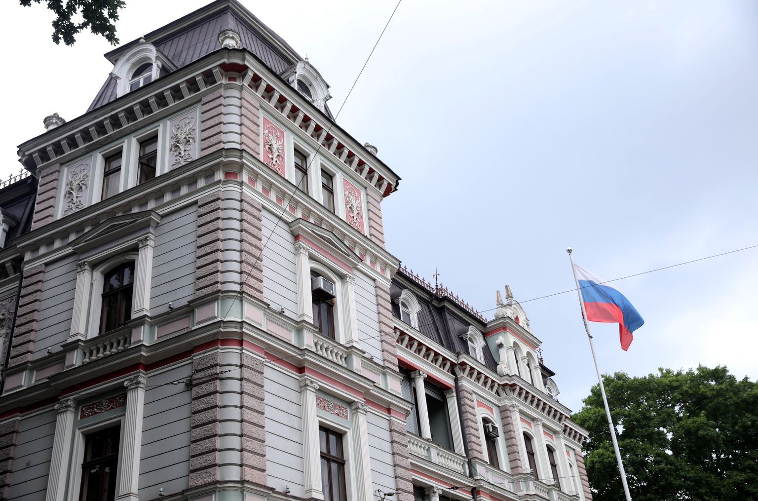 Krievijas vēstniecības ēka Rīgā.