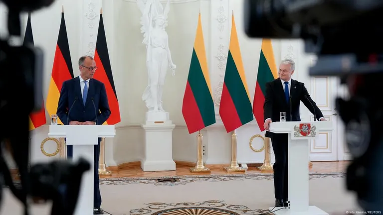 Канцлер ФРГ Мерц и президент Литвы Науседа в Вильнюсе.