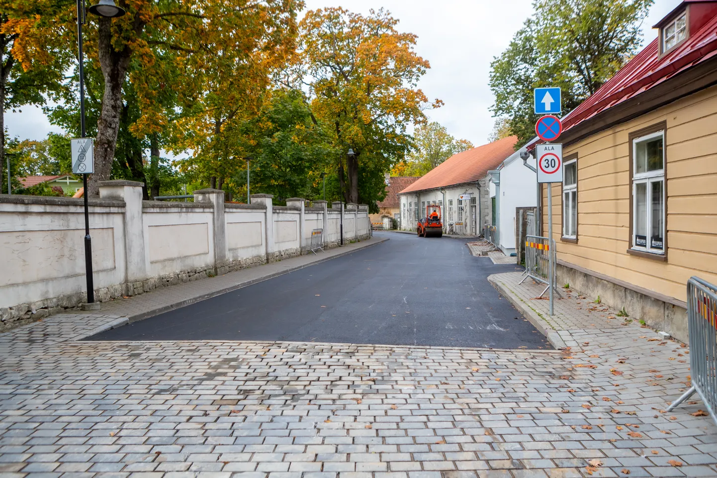 Lasteaia tänava teetööd