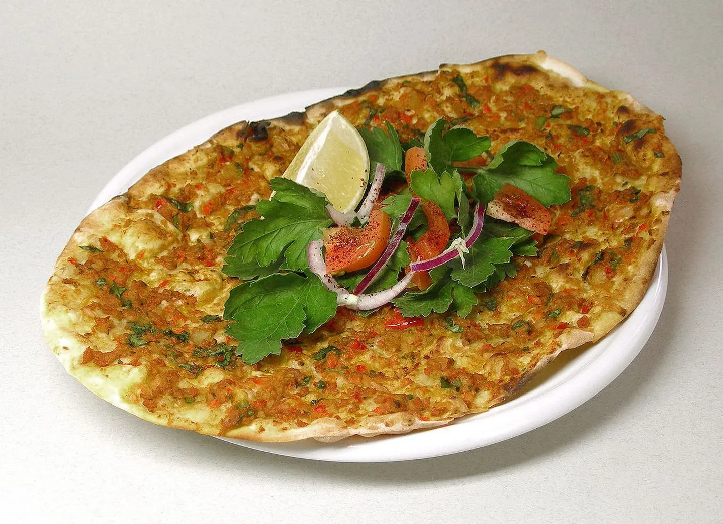 Armeenlaste «lamadjo» ja türklaste «lahmacun»