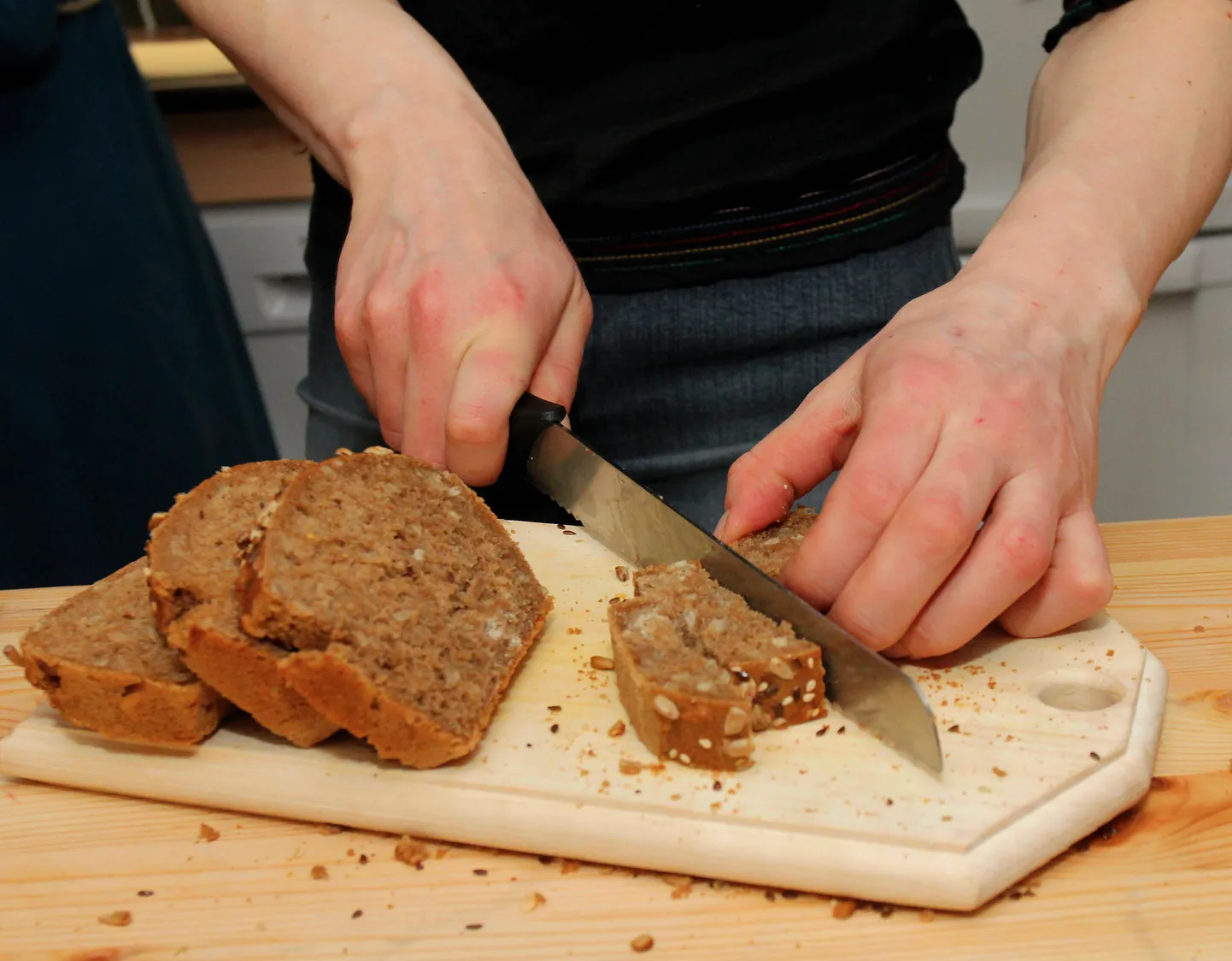 Leibur kuulutab välja võistluse, kus selgitatakse Eesti parim kodune peenleib ja selle küpsetaja.