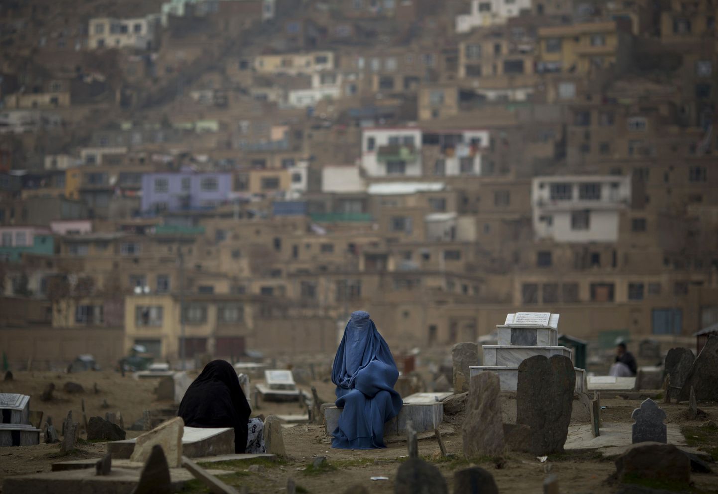 Vaade ühele Kabuli surnuaiale.