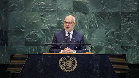 Алар Карис: Трампу надоели бесконечные переговоры с Путиным