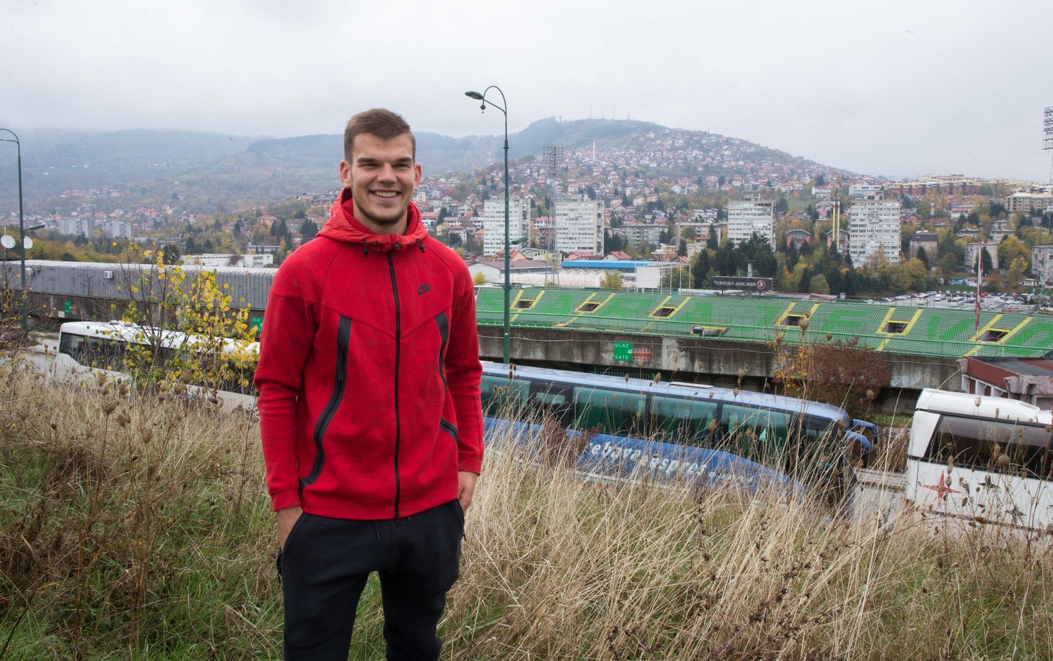 Frank Liivak, FK Sarajevo 35 000 pealtvaatajat mahutav kodustaadion ja kaunis linnavaade.