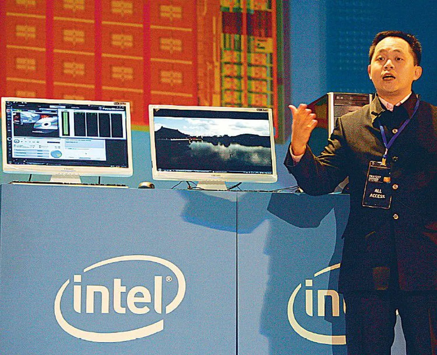 Инсайдерские операции касались сделок с участием ведущих высокотехнологичных компаний США, включая Intel.