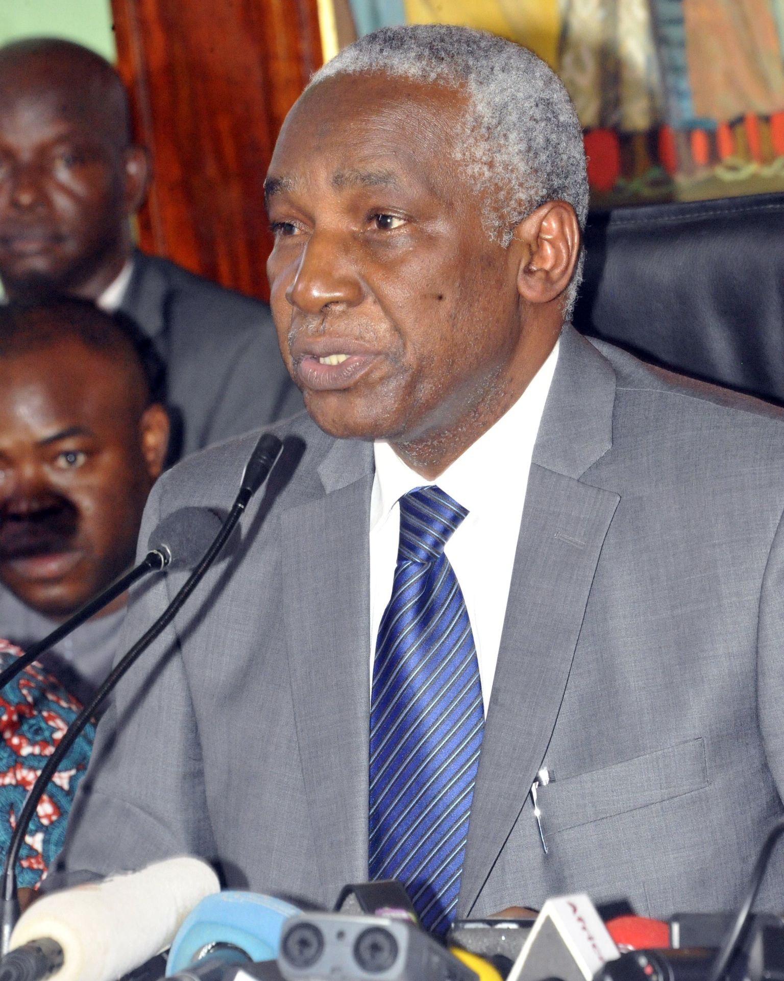 Guinea valimiskomisjoni esimees Bakary Fofana teeb teatavaks presidendivalimiste tulemused.