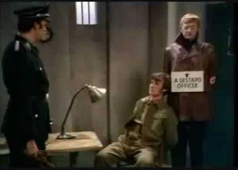 Stseen Monty Pythoni sketšist «The Funniest Joke in the World»