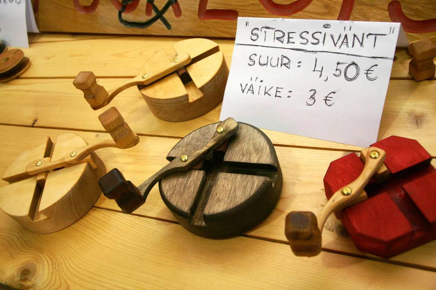 Õpilasfirmade laat "Pärnumaa jõulud 2012".