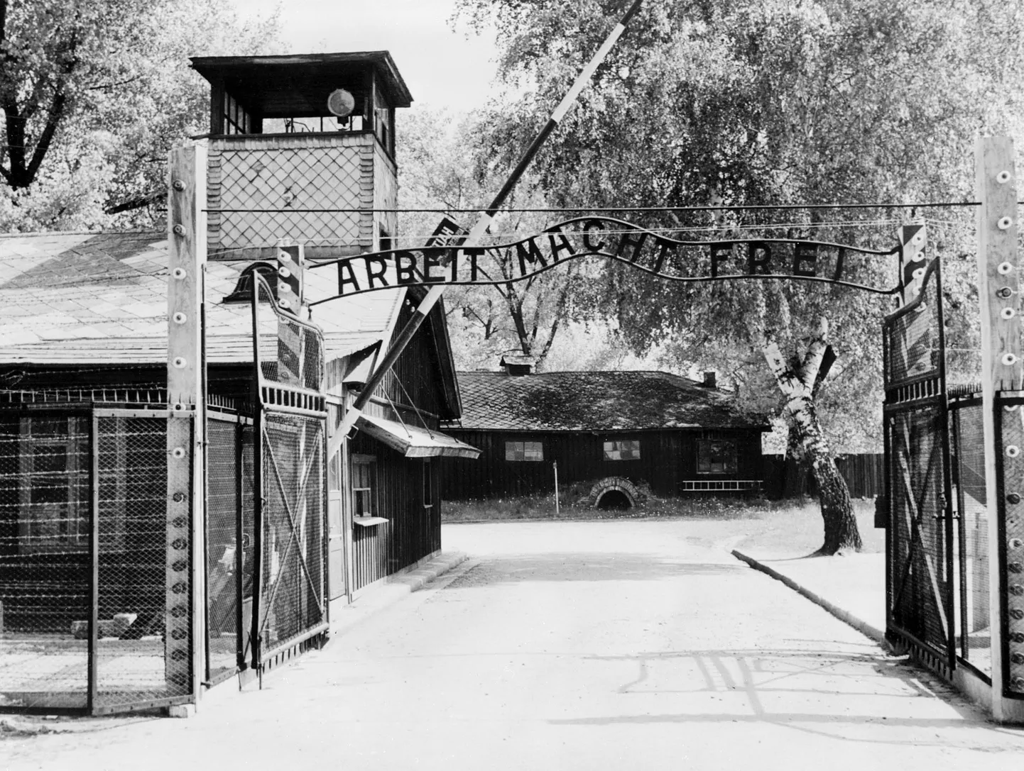 Auschwitzi koonduslaagri värav.