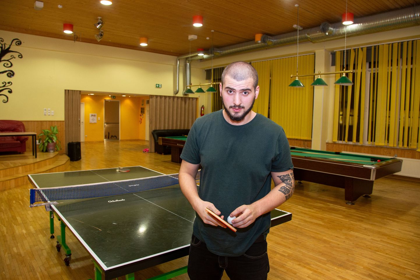Giorgi Mezvrishvili tegutseb peamiselt Paide noortekeskuse ruumides.