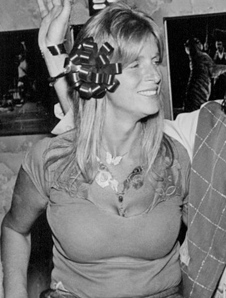 Linda McCartney. 1976