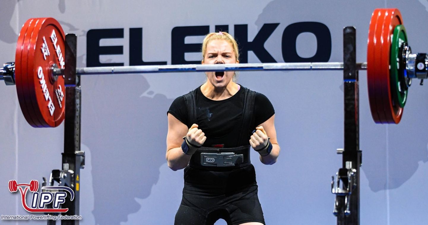 Karmen Kaljula valiti Eesti parimaks naisjõutõstjaks. 