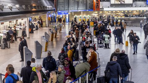 Пассажиропоток через Таллиннский аэропорт в феврале вырос за год на 5,6%