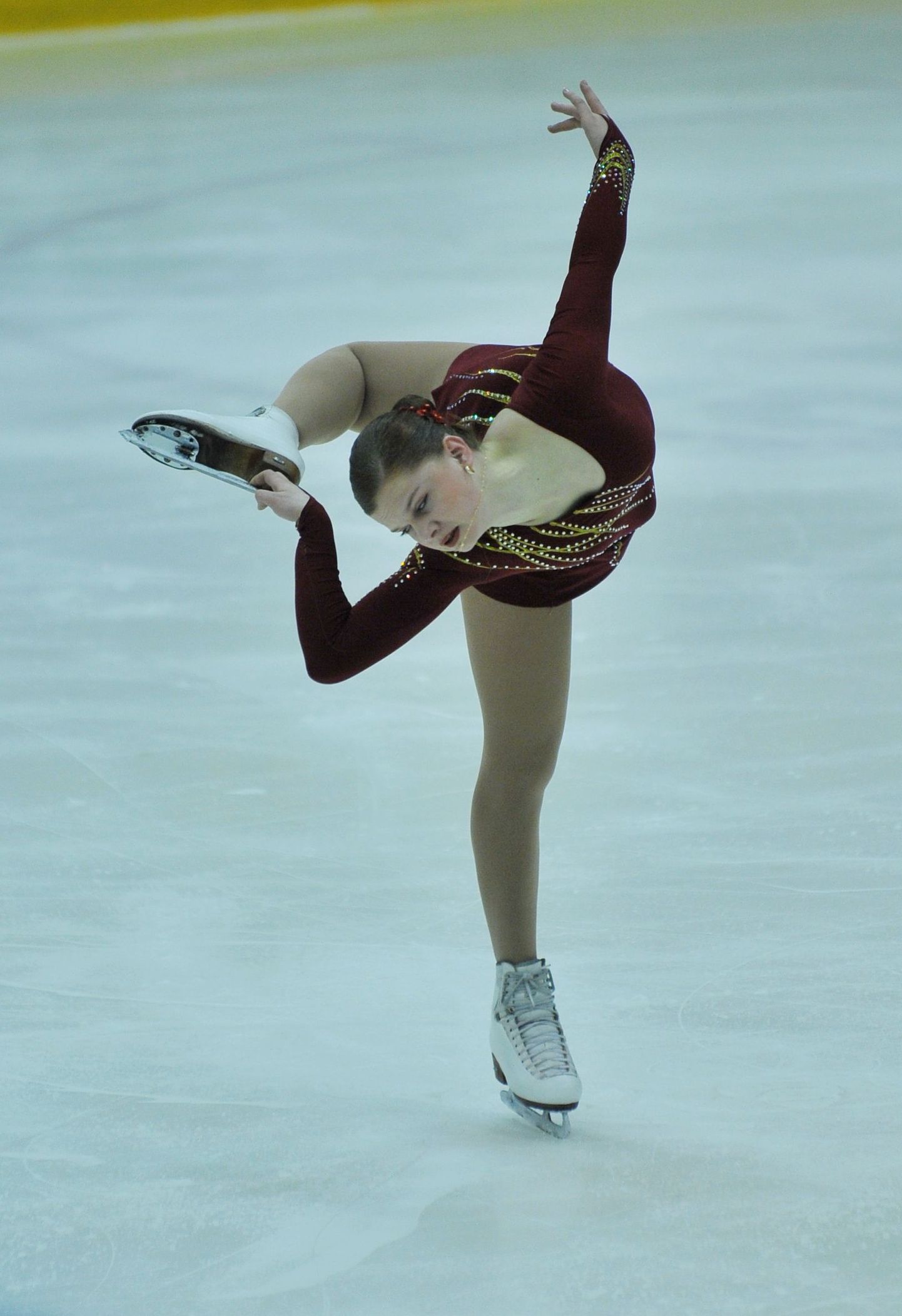 Светлана Исакова выступает на открытом чемпионате Эстонии в Нарве (декабрь 2010).