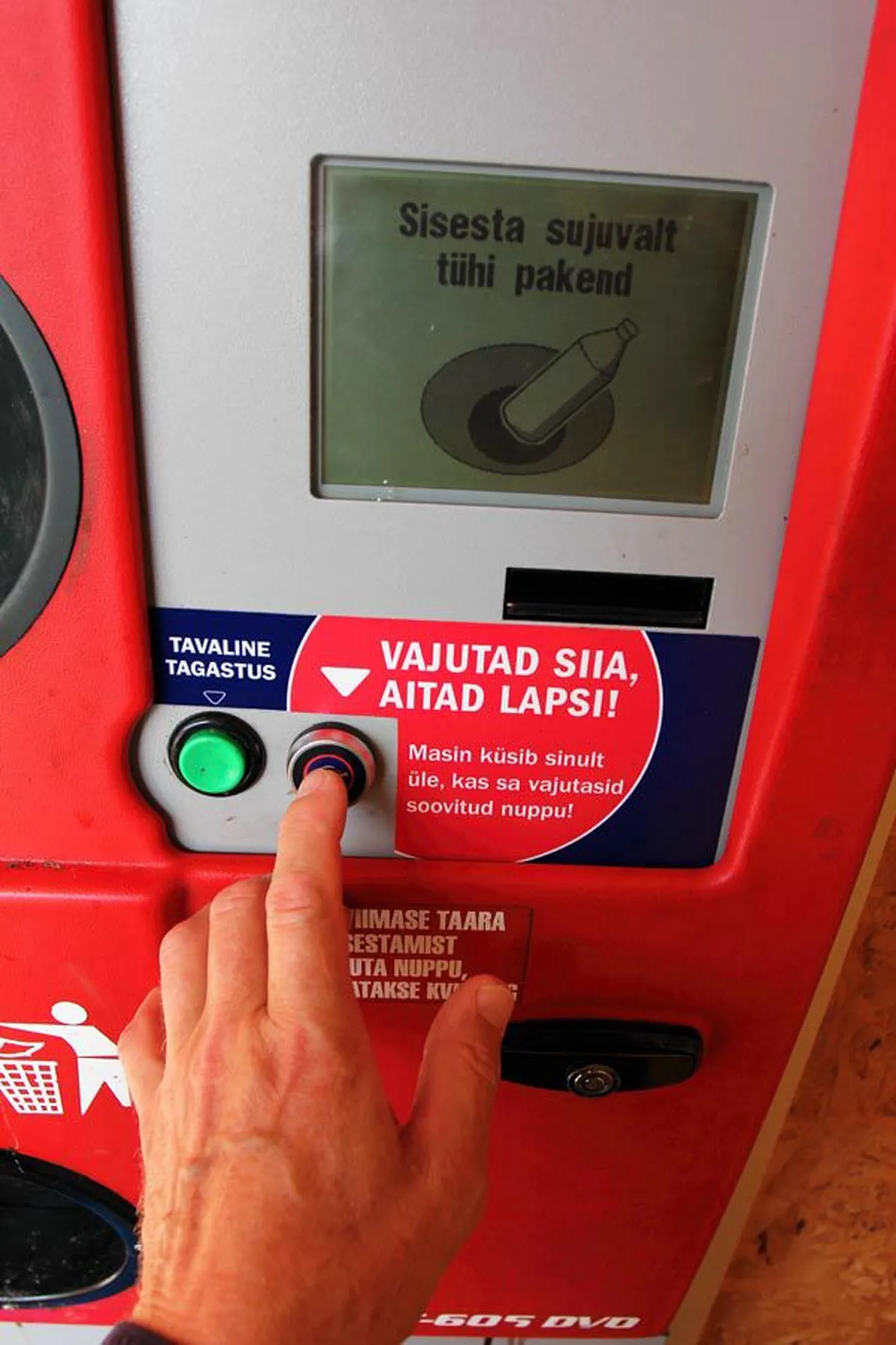 Heategevuskampaania «Aitan last», kus saab pakendeid tagastades toetada vähekindlustatud lapsi, on korraldajate hinnangul hästi tööle läinud.