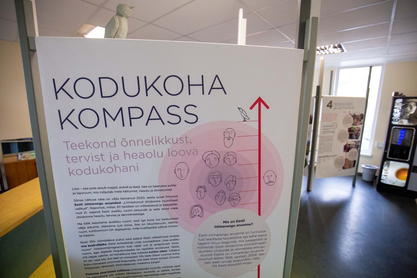 Rändnäitus «Kodukoha kompass» jõuab nüüd oma ringkäiguga ka Lõuna-Eestisse. Esimene peatus tuleb jaanuaris Põlvas.
