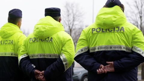 Policija gatavojas plašam protestam Doma laukumā – ierobežos satiksmi un gājēju kustību