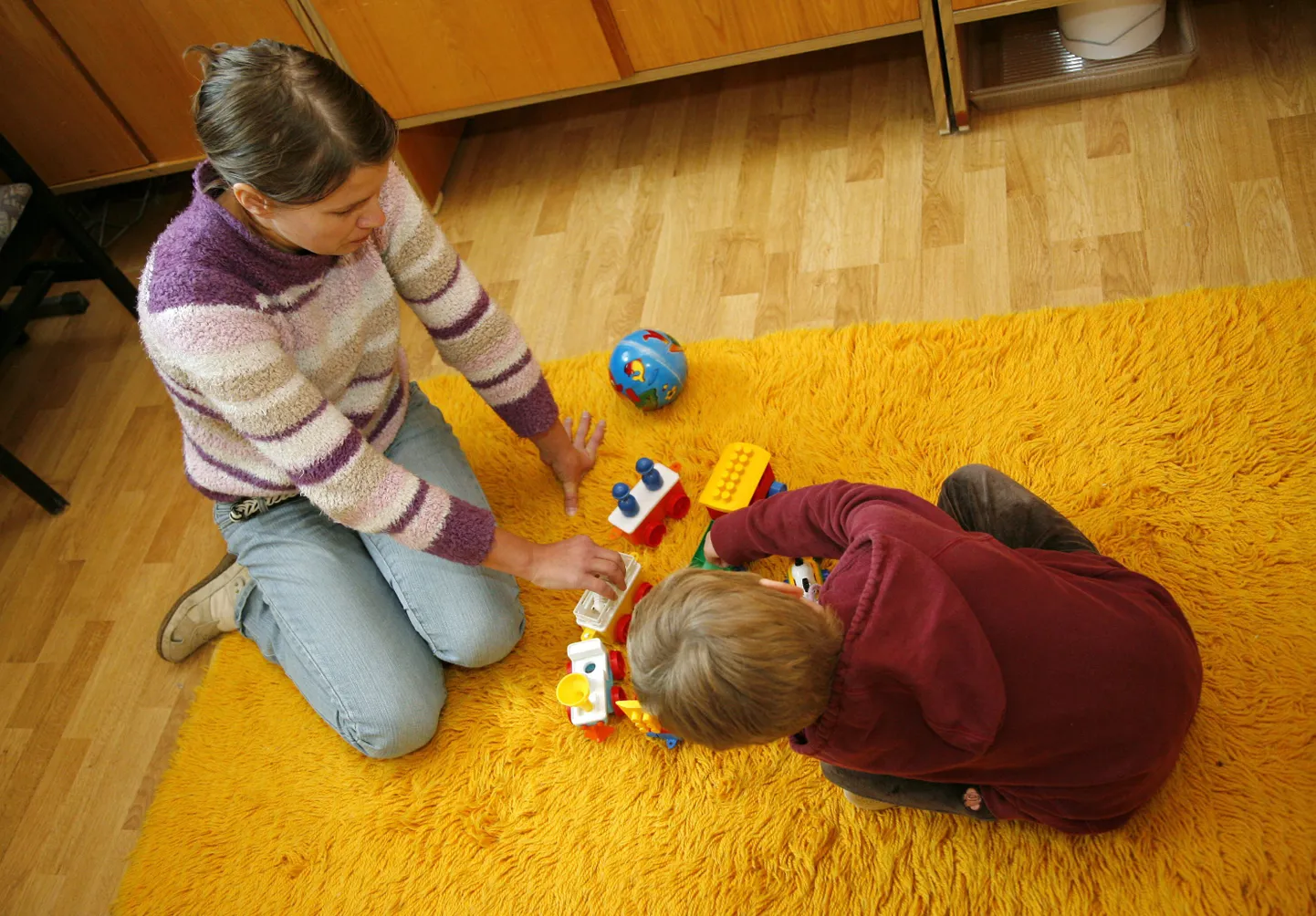 Eripedagoog tööd tegemas