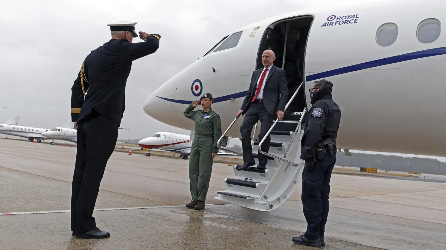 Briti kaitseminister John Healey Washingtoni saabumas.