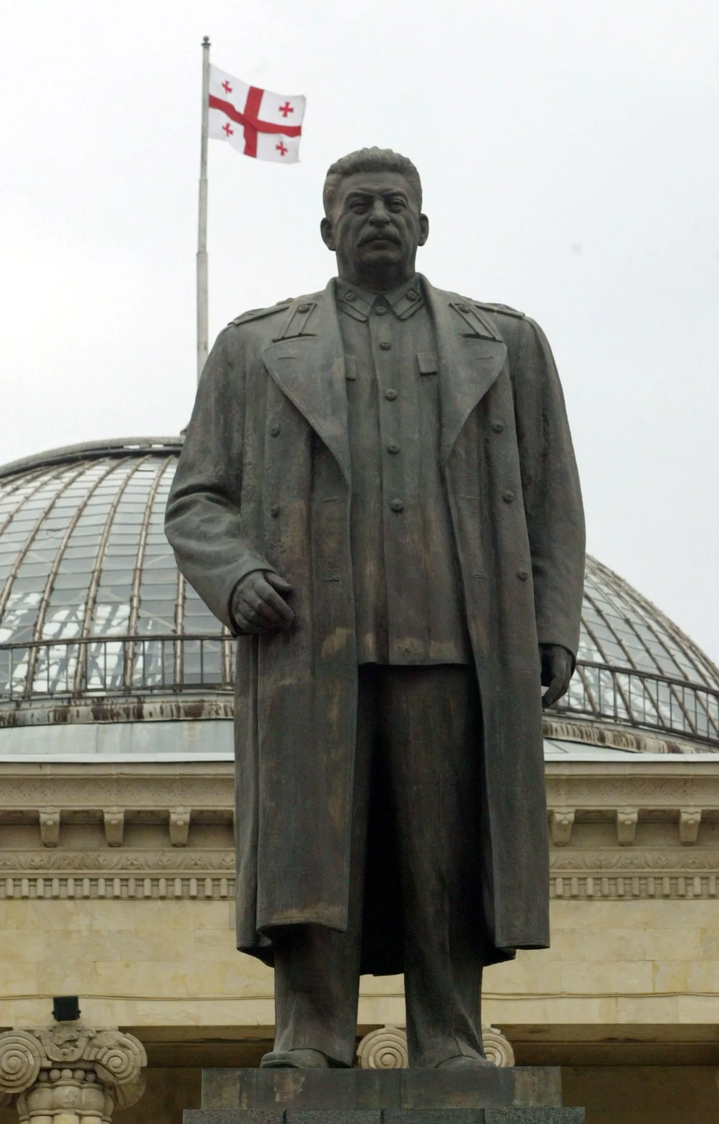 Goris seisnud Stalini pronkskuju 2006. aastal.