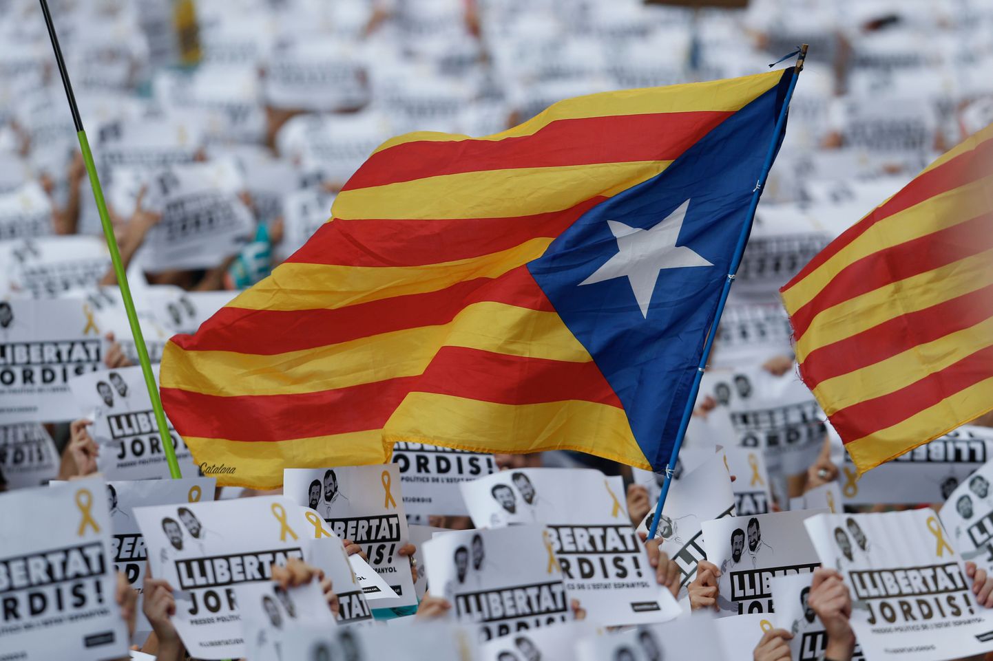 Kataloonia iseseisvuse toetajad laupäeval Barcelonas.