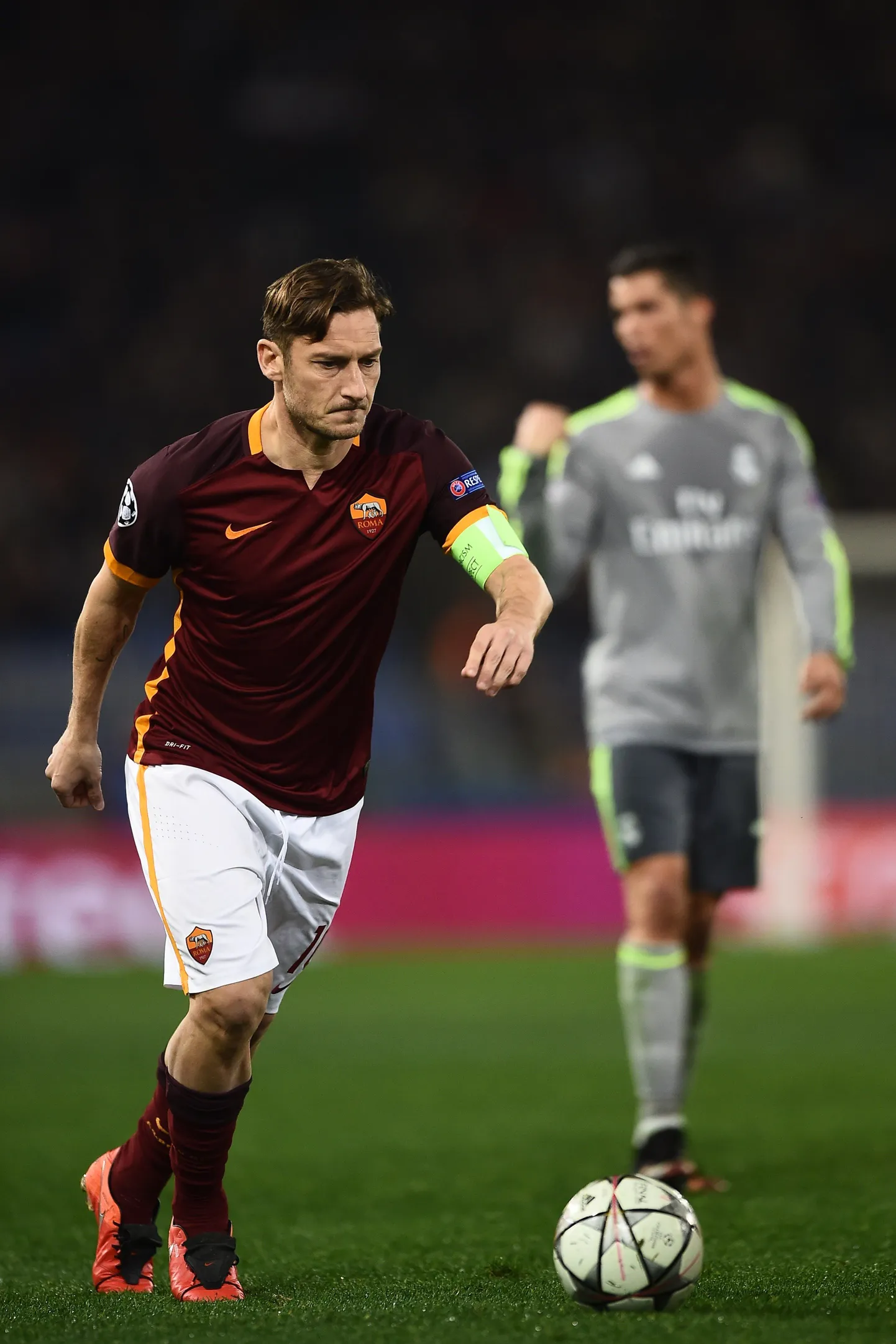 Francesco Totti (esiplaanil).