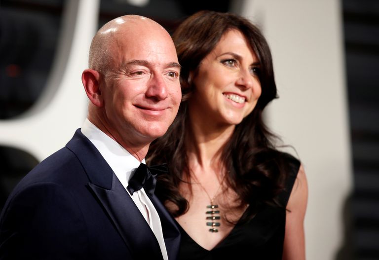 Jeff Bezos ja MacKenzie Bezos Oscari galale järgnenud Vanity Fair peol 2017. aastal