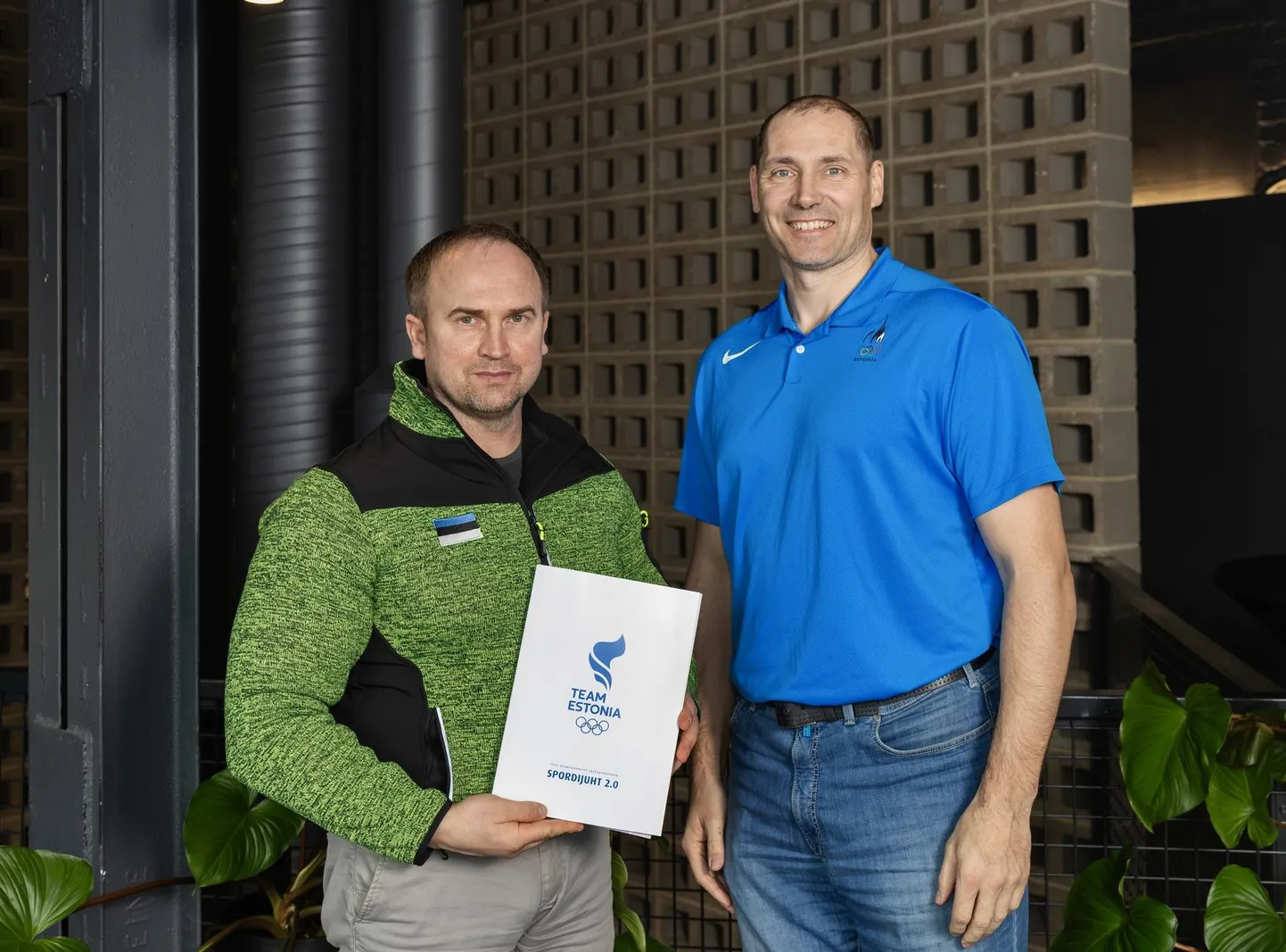 Sven Hõbemägi lõpetas EOK kureeriava spordijuhi koolituse.
