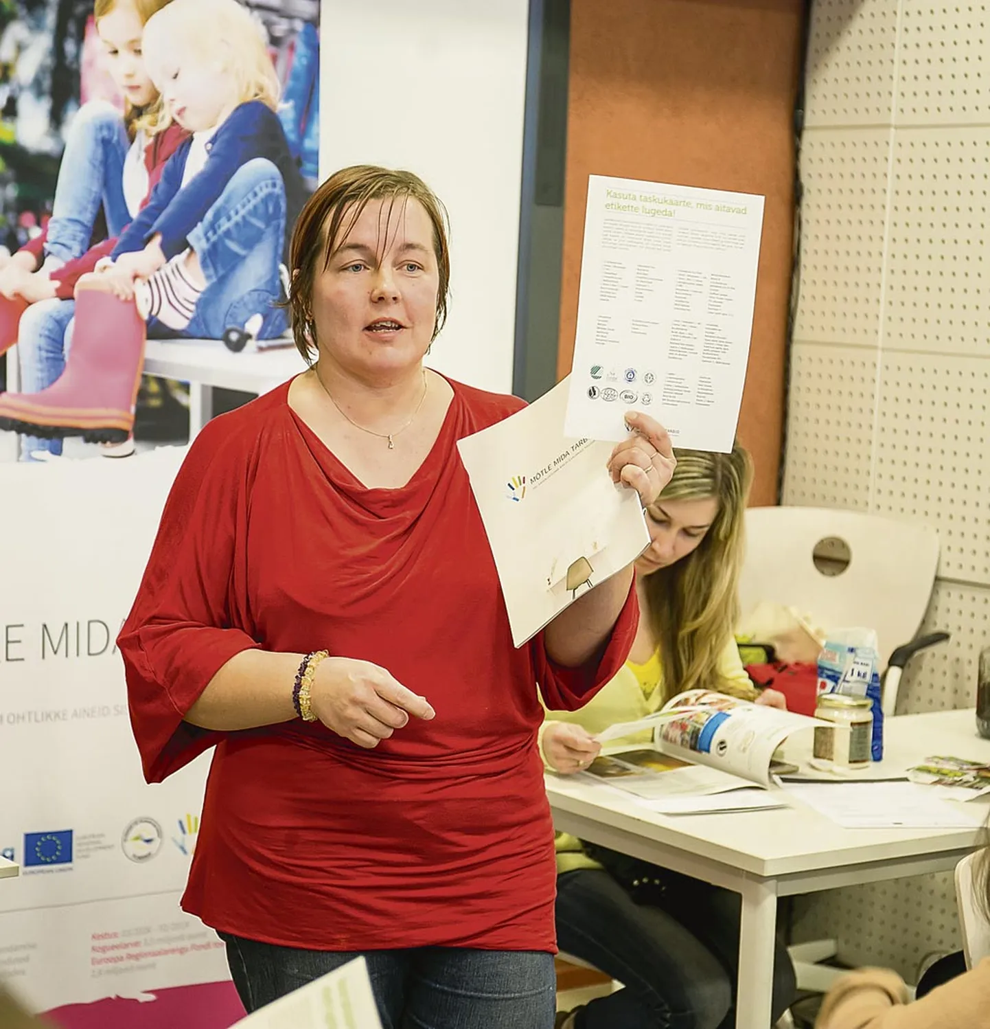 Pärnakate kodusid külastanud keskkonnaekspert Kai Klein ei väsi kordamast, et toodete tervise- ja keskkonnahoidlikkuse üle otsustamiseks tuleb lugeda koostisosade nimekirja.