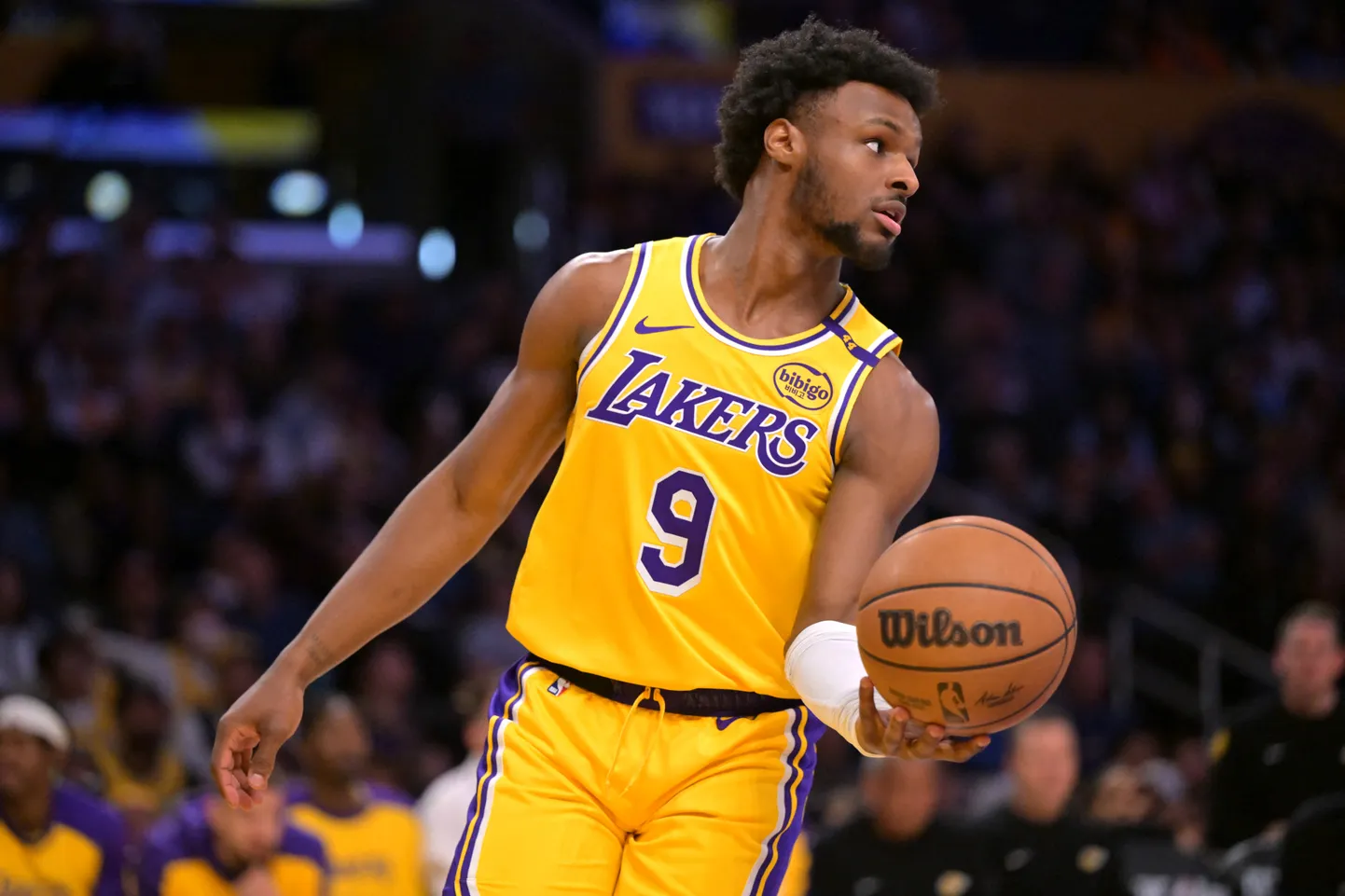 Bronny James jr tegi NBAs elu mängu.