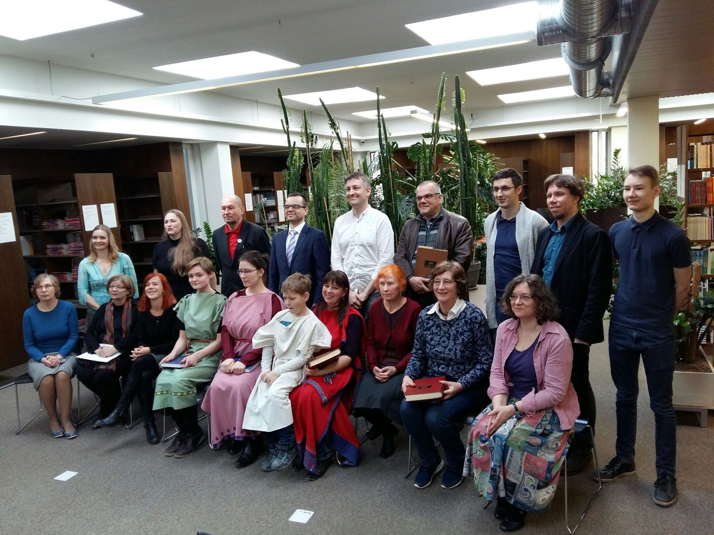 «Odüsseia» ettelugejad Tartu ülikooli raamatukogus.