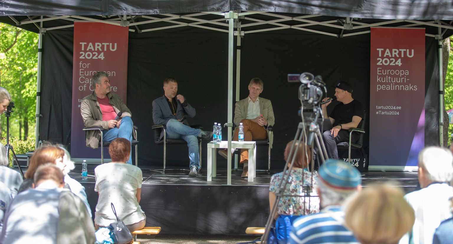 Tartu 2024 laval vahetavad mõtteid Mart Kivastik (vasakult), Lauri Räpp, Margus Punab ja arutelujuht Erni Kask.