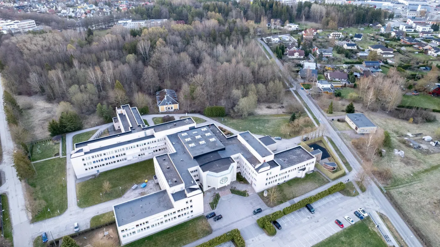 Sanatooriumi pargi psühhiaatriakliiniku taga olev ala on mõeldud uutele kodudele, kuid pole teada, kas ja kui palju sinna ehitada tohib.