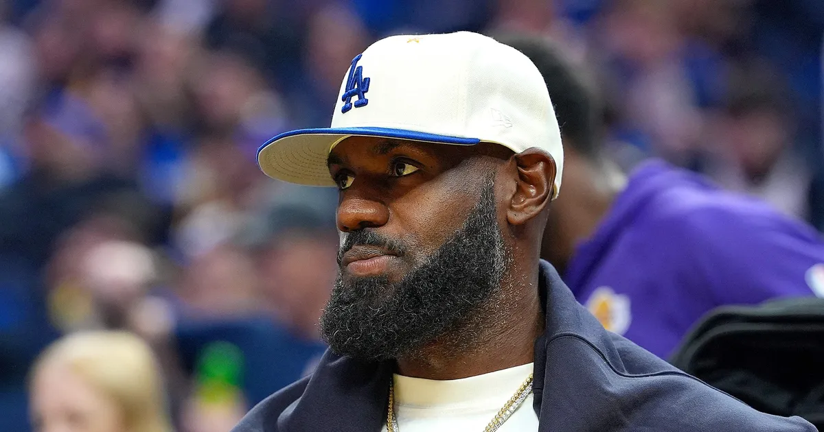 VIDEO ⟩ LeBron James teatab maailmale suure uudise