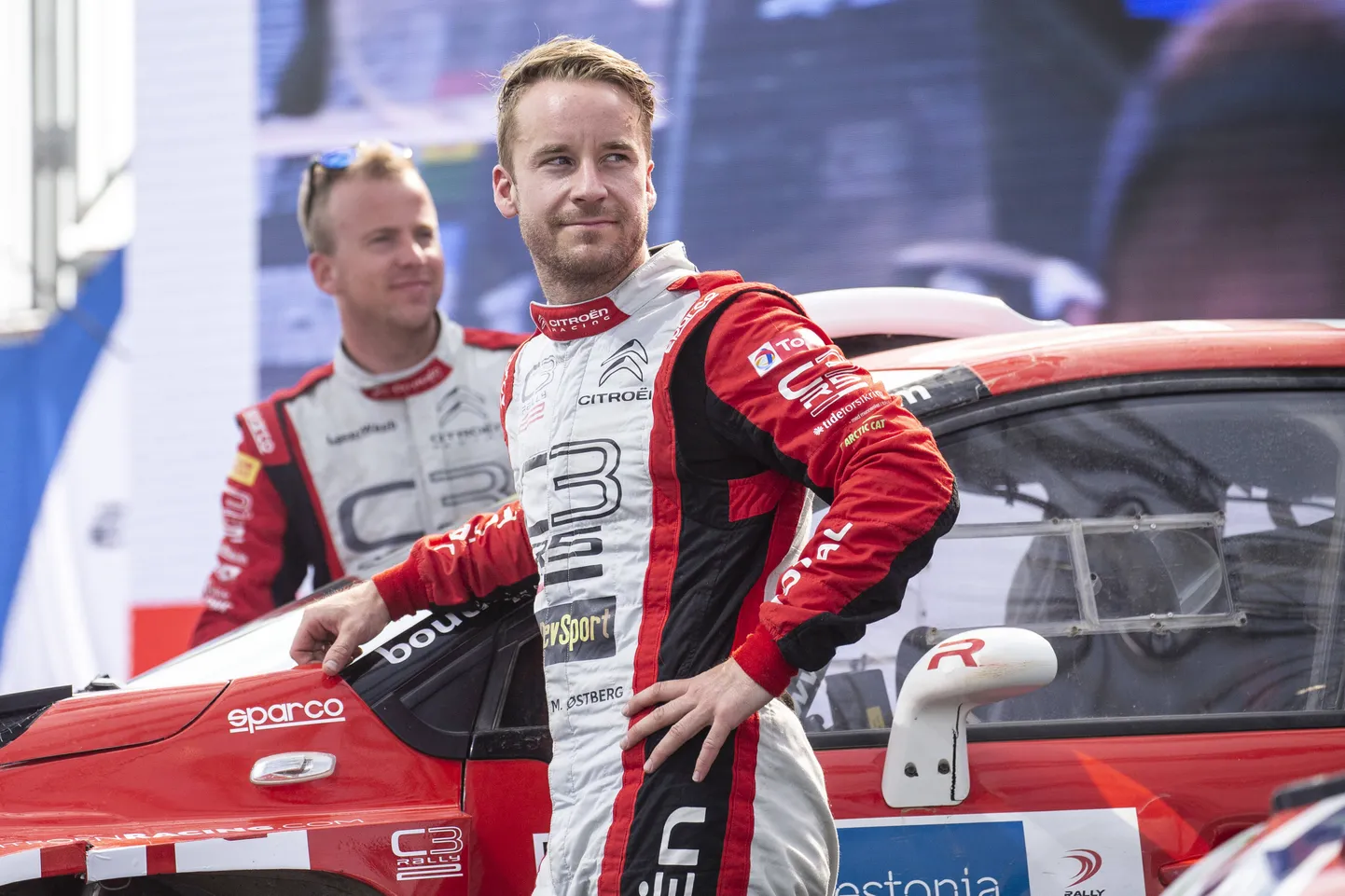 Mads Østberg  2021. aasta Rally Estonia poodiumil.
