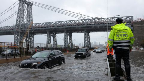 Paduvihm põhjustas New Yorgis üleujutusi