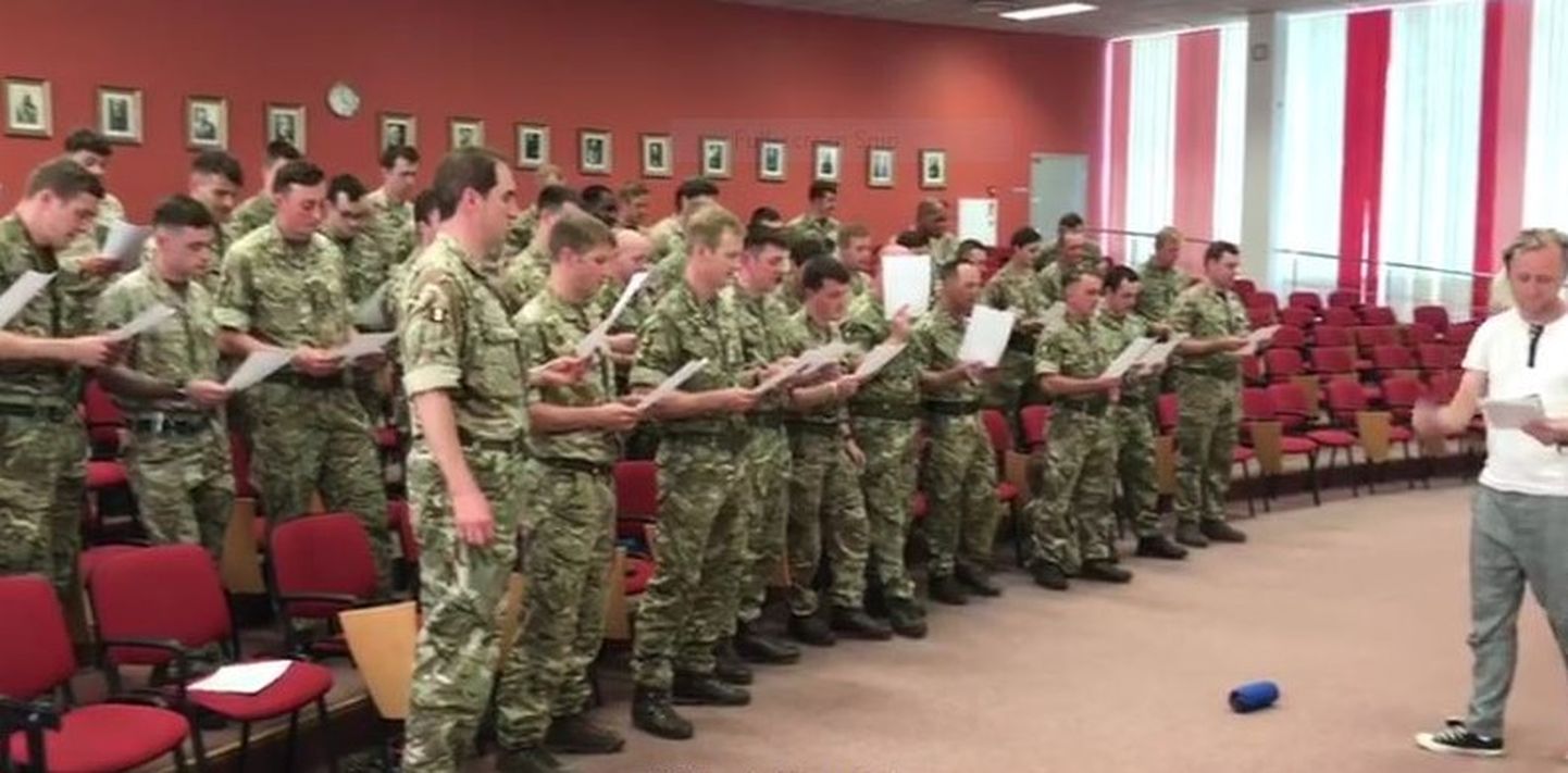 NATO sõdurid valmistuvad laulupeotule vastuvõtuks