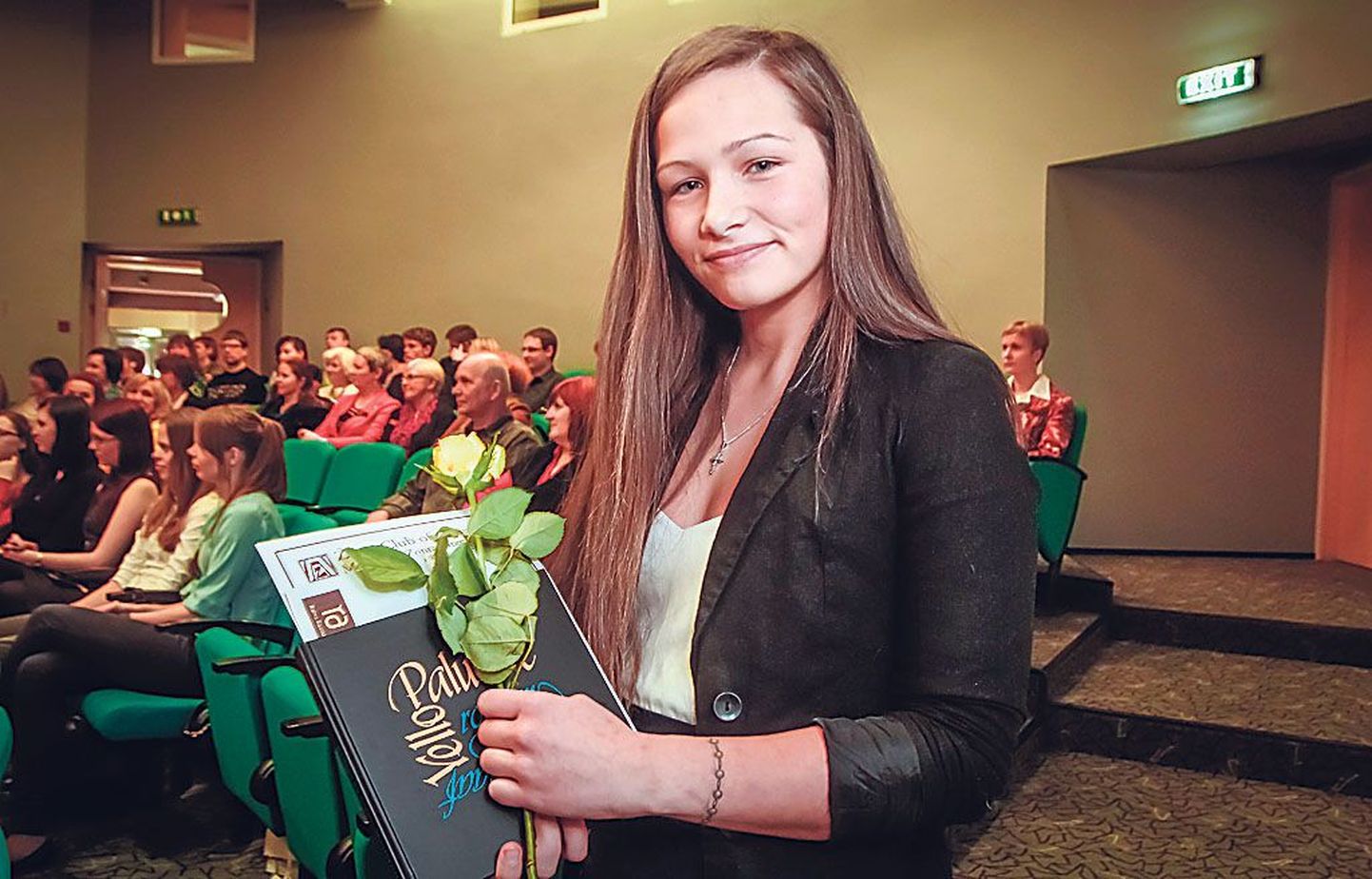 Esseekonkursi peapreemia pälvis Pärnu Ülejõe gümnaasiumi õpilane Sarah Särav.
