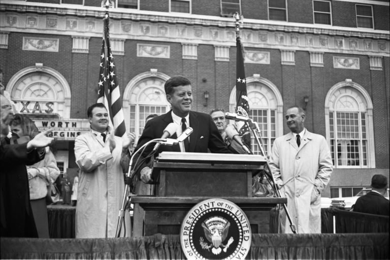 John Kennedy esinemas 22. novembril 1963 Dallases