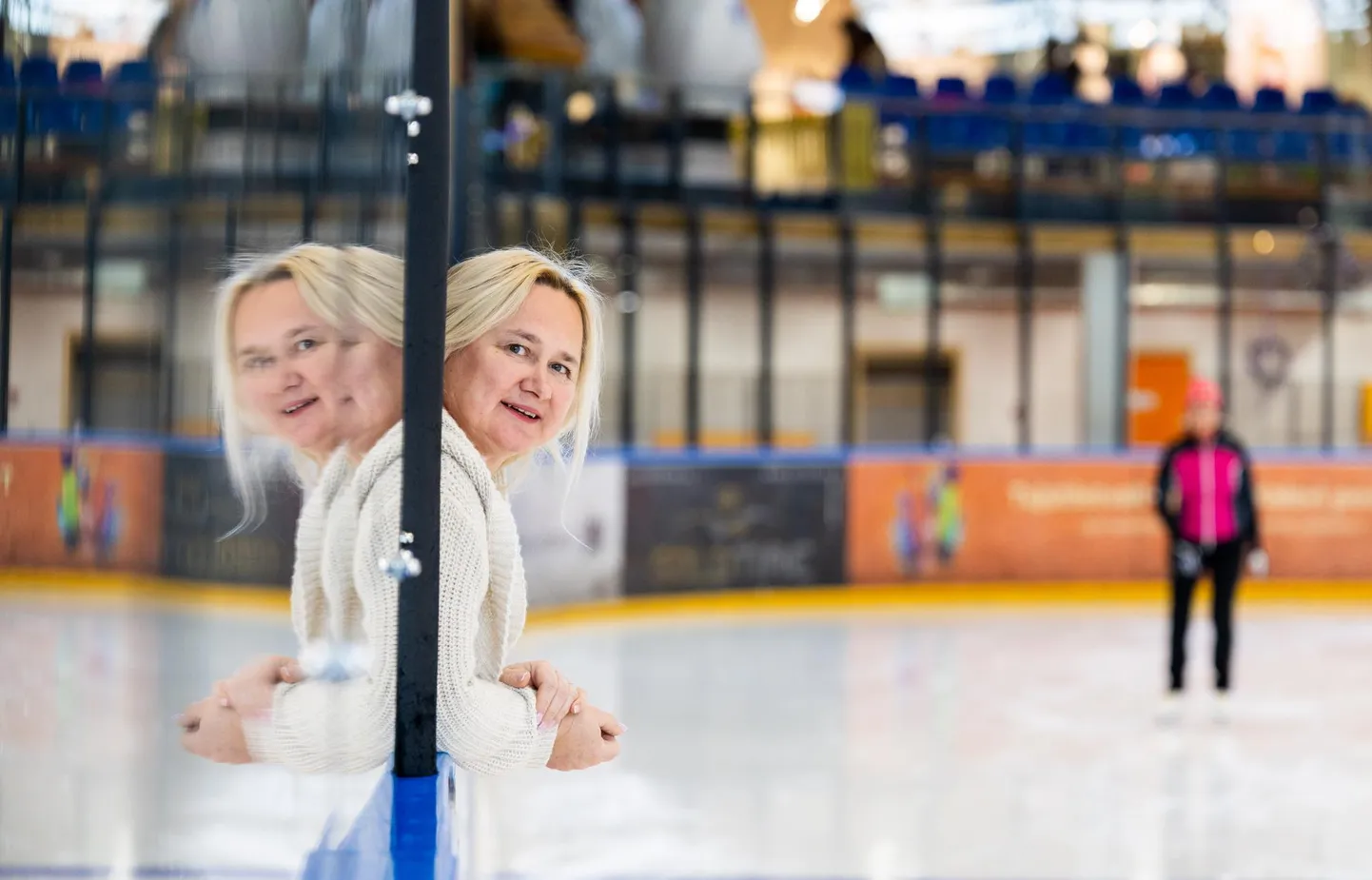 Lõunakeskuses tegutseva Astri Arena tegevjuht Triin Hütt tõdes, et omal ajal olid jääd ääristavad poordid nii ilusad kui ka tõhusad. Nüüd on ajad teised, mistõttu läheb jäähall remonti.