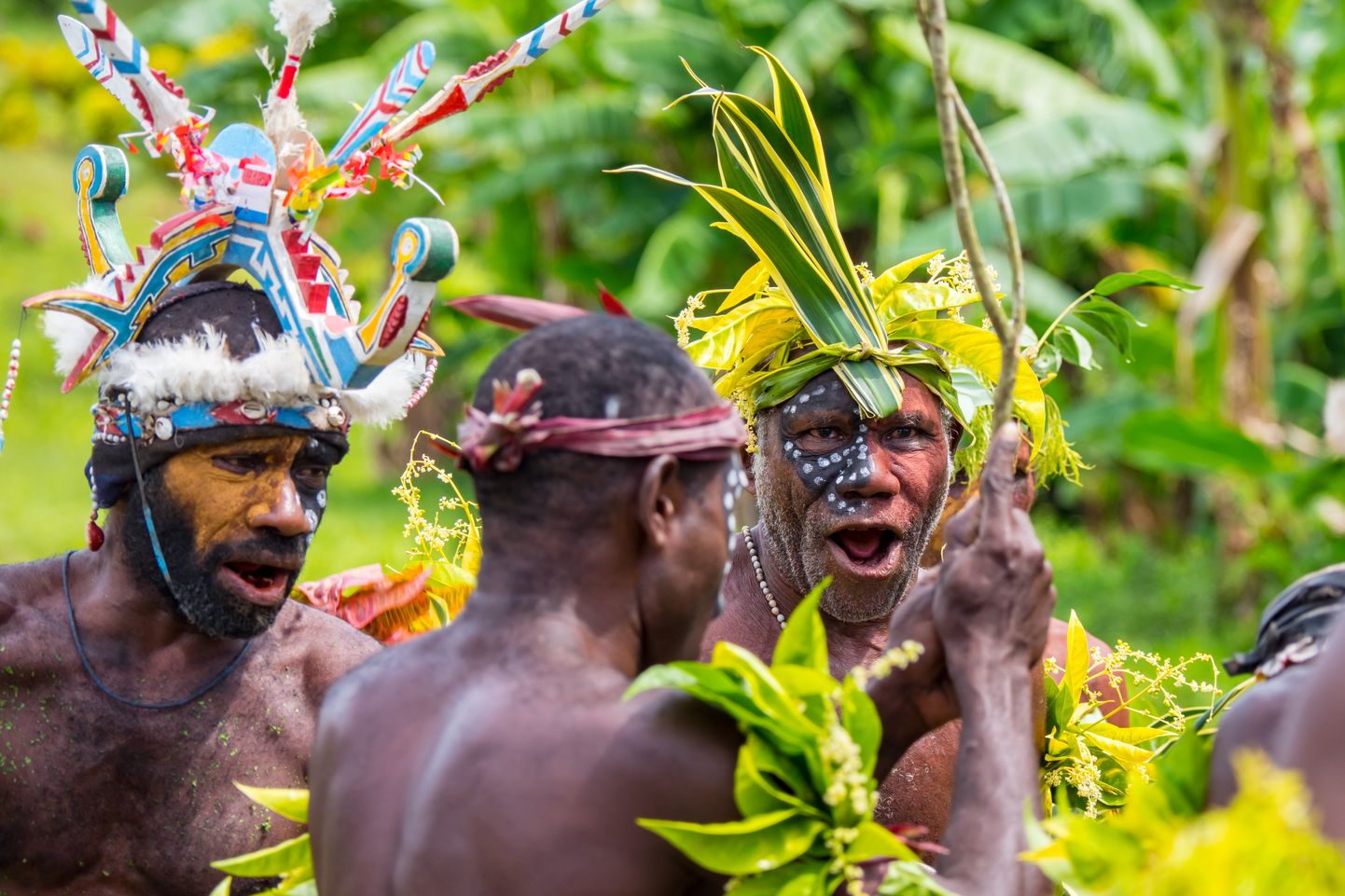 Paapua Uus-Guinea kohalikud. Pilt on illustreeriv