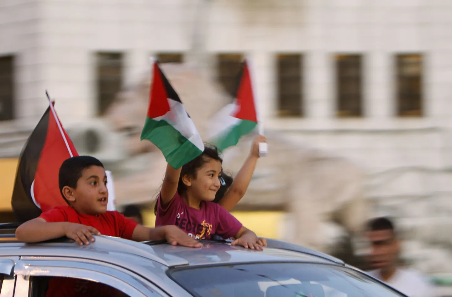 Palestiina lapsed eile Ramallah's toimunud meeleavaldusel riigilippe lehvitamas.