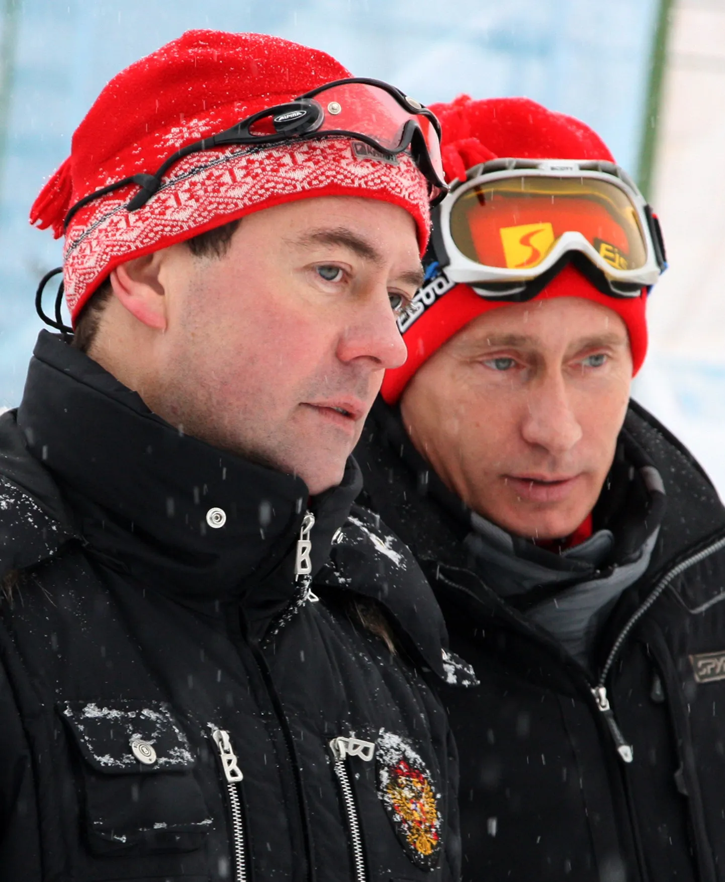 Venemaa president Dmitri Medvedev (vasakul) ja peaminister Vladimir Putin