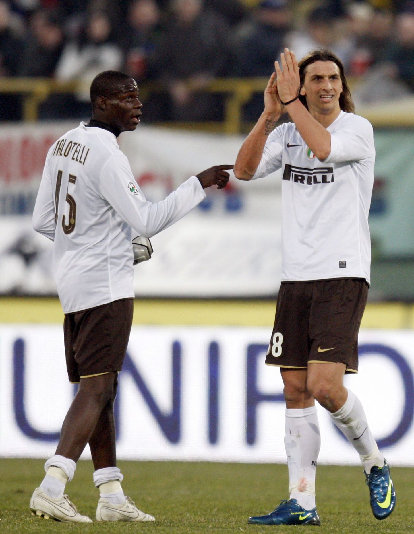 Zlatan Ibrahimovic (paremal) ja Mario Balotelli Milano Interi aegadest.