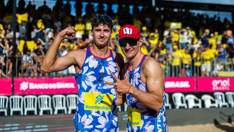 Волейболисты Плявиньш/Фокеротс заняли третье место на турнире Elite 16 в Бразилии