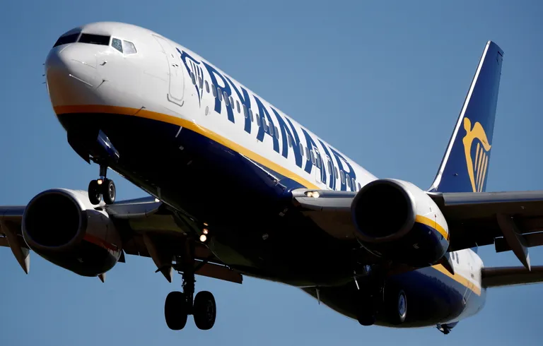 Ryanairi Boeing 737-800. REUTERS