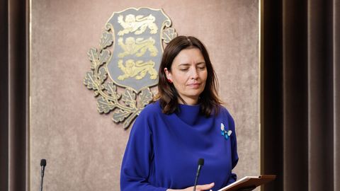 GINTER, JÕKS JA TÕNISSON ⟩ Kui sotsiaalminister Joller jätab patsiendisaladuse kaitseta, siis peab ta ametist lahkuma